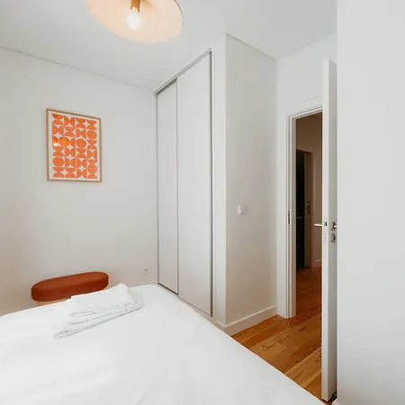 Mary Orange - No 236 Rc D - Contemporary Two-bedroom Haven