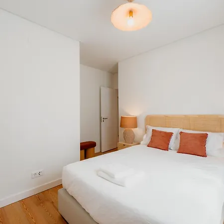Апартаменты Mary Orange - No 236 Rc D - Contemporary Two-bedroom Haven *