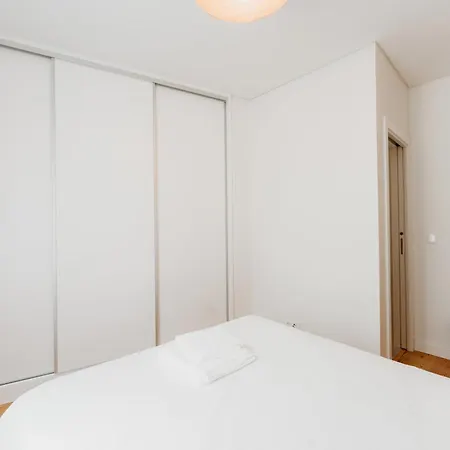 Mary Orange - No 236 Rc D - Contemporary Two-bedroom Haven Lägenhet