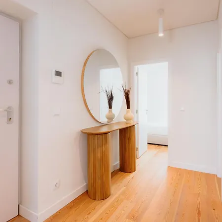 Apartamento Mary Orange - No 236 Rc D - Contemporary Two-bedroom Haven *